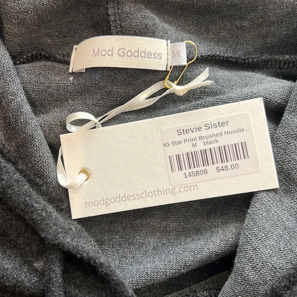 Mod Goddess Sweatsuit - Picture 5 of 6